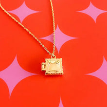Load image into Gallery viewer, Ravioli Locket Necklace