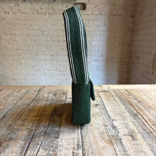 Load image into Gallery viewer, Birds Beaded Handbag