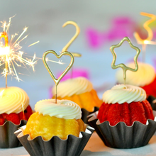 Load image into Gallery viewer, 4" Gold Number Sparklers