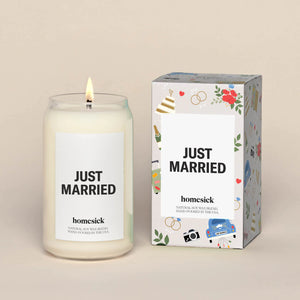 Homesick Candle - Just Married
