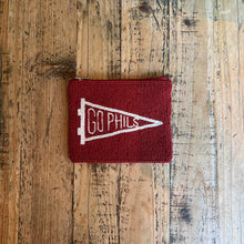 Load image into Gallery viewer, Beaded Philly Sports Coin Purses
